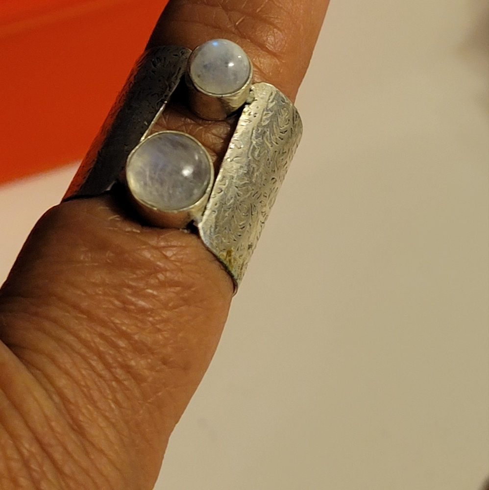 925 moom stone wide ring sz 7